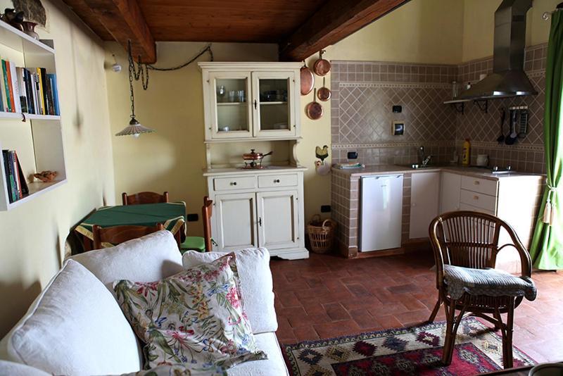 Bed and Breakfast Fonte Magia Castel de' Fiori Exterior foto