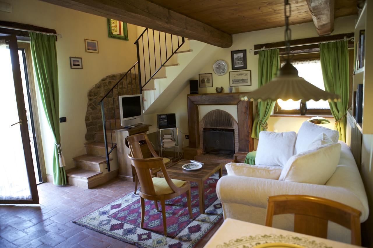 Bed and Breakfast Fonte Magia Castel de' Fiori Exterior foto